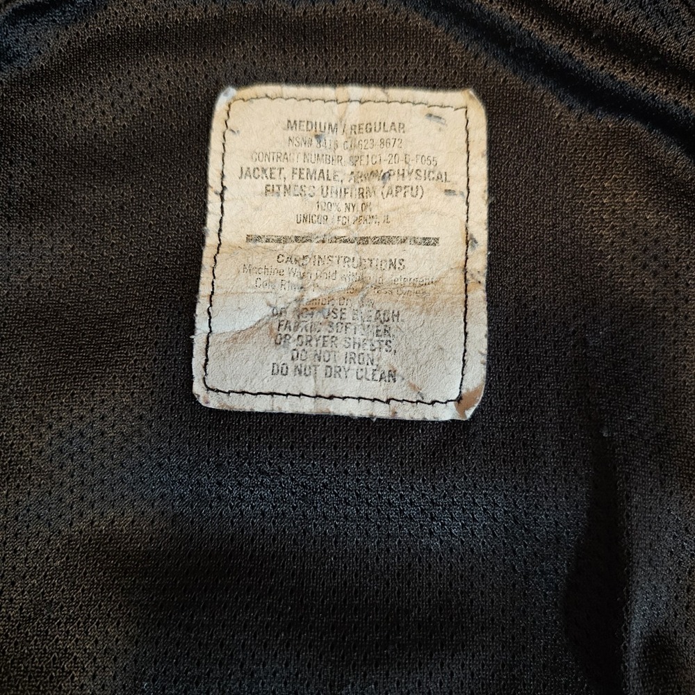 Vintage Women's Black & Gold Nylon Physical Fitness Jacket Size Medium U.S. Army - Picture 8 of 8